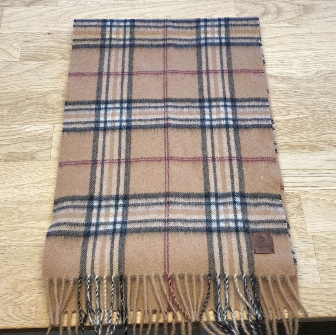 Burberry Liknande halsduk  - 1