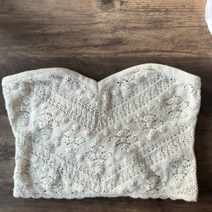 virkad tubtopp - virkad tubtopp med fint mönster. aldrig använd 