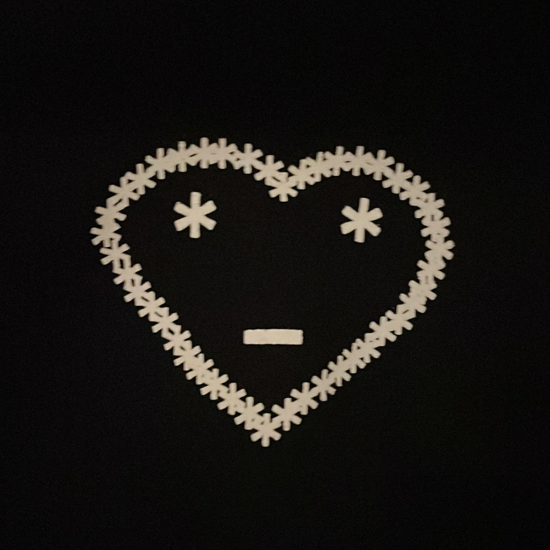 Svart hoodie från Carsicko - 2