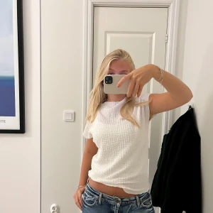 Vit topp - Så najs vit topp från zara!