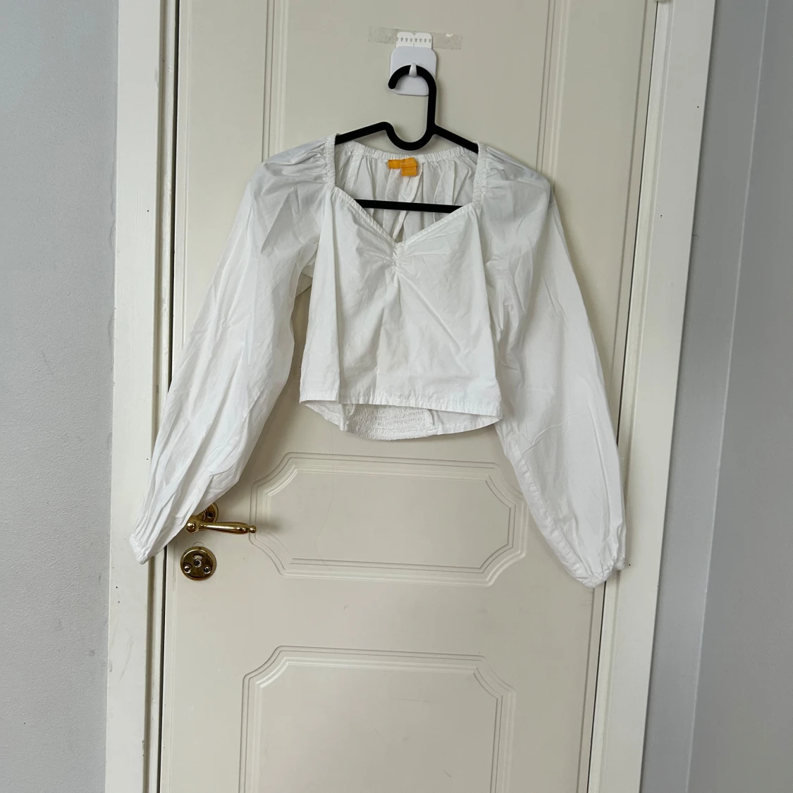 Vit blus från Gina Tricot