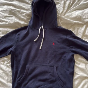 Ralph Lauren Hoodie - Storlek S bra skick inga defekter
