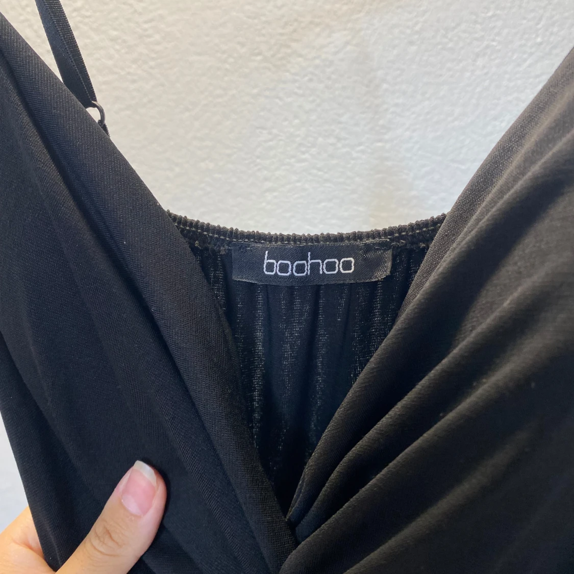 Svart byxdress från Boohoo - 1