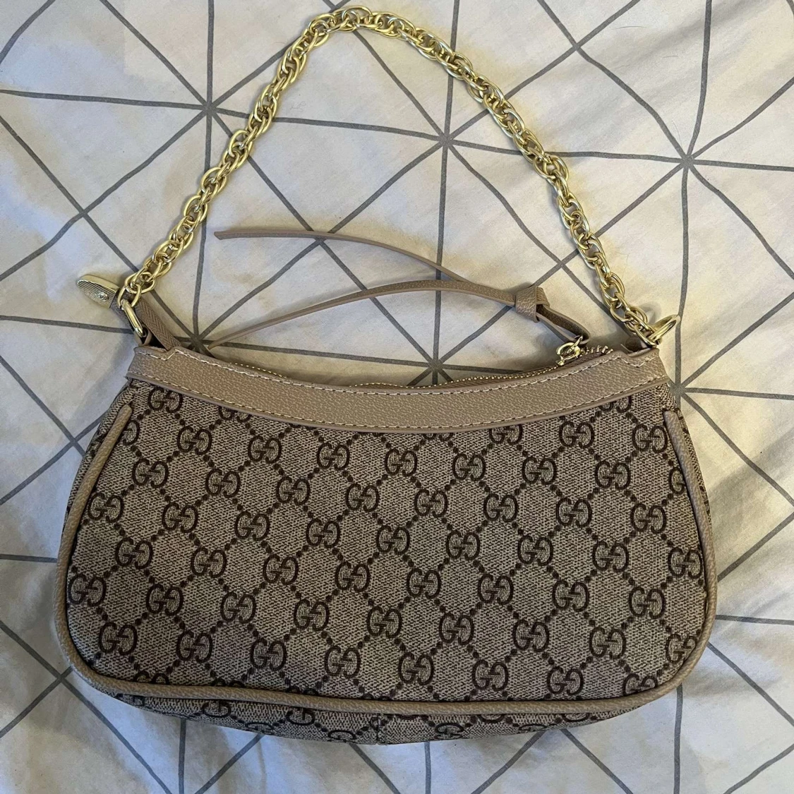 Beige och brun axelväska med kedja - 1