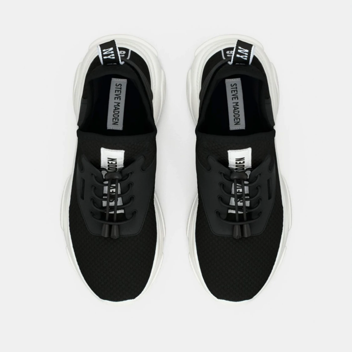 Svarta sneakers från Steve Madden