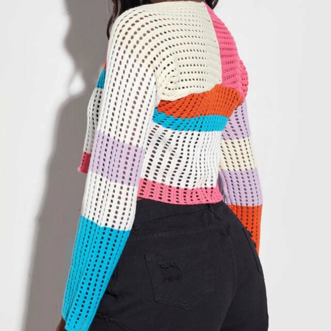 Färgglad stickad croppad topp - 2