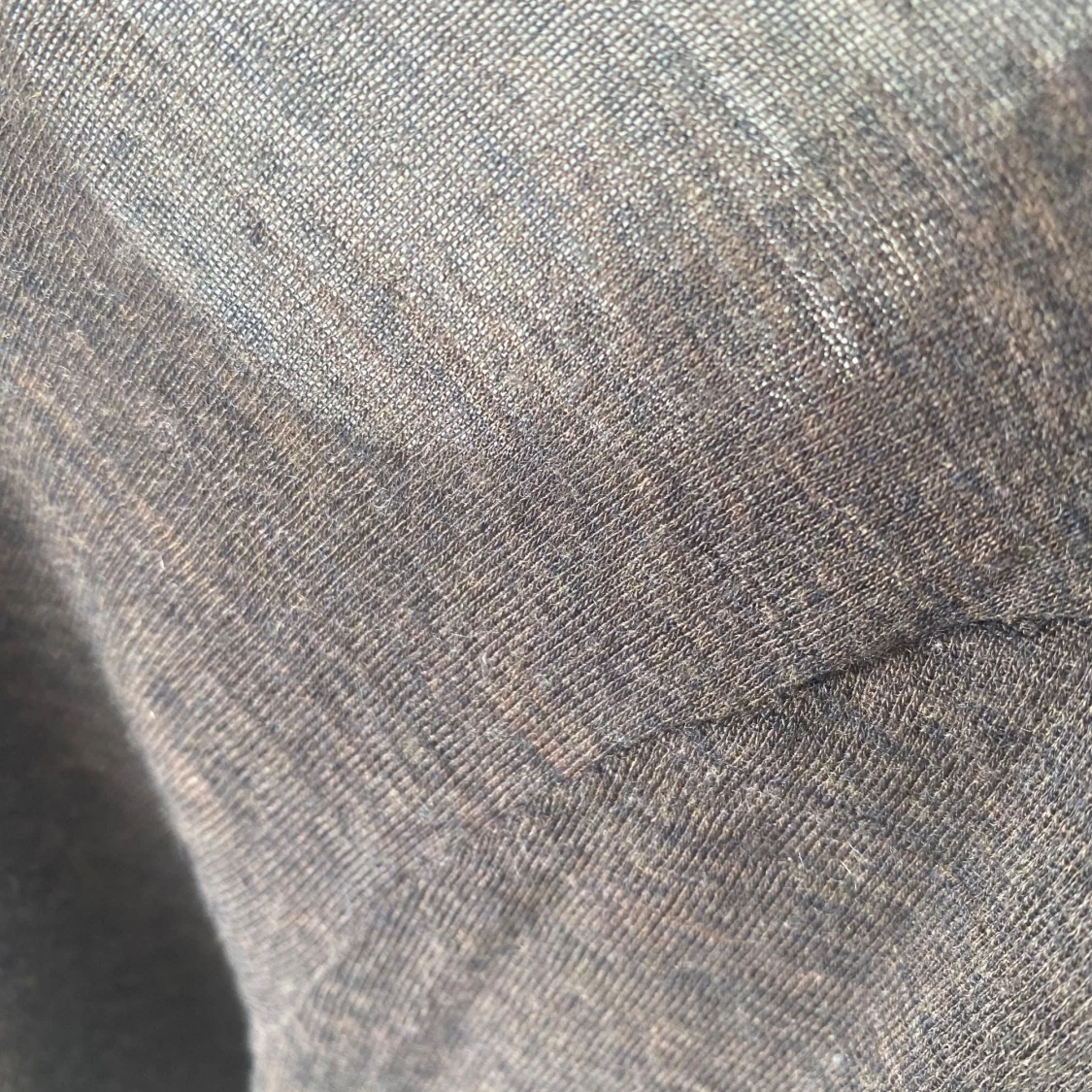 Brun långärmad tröja - 1