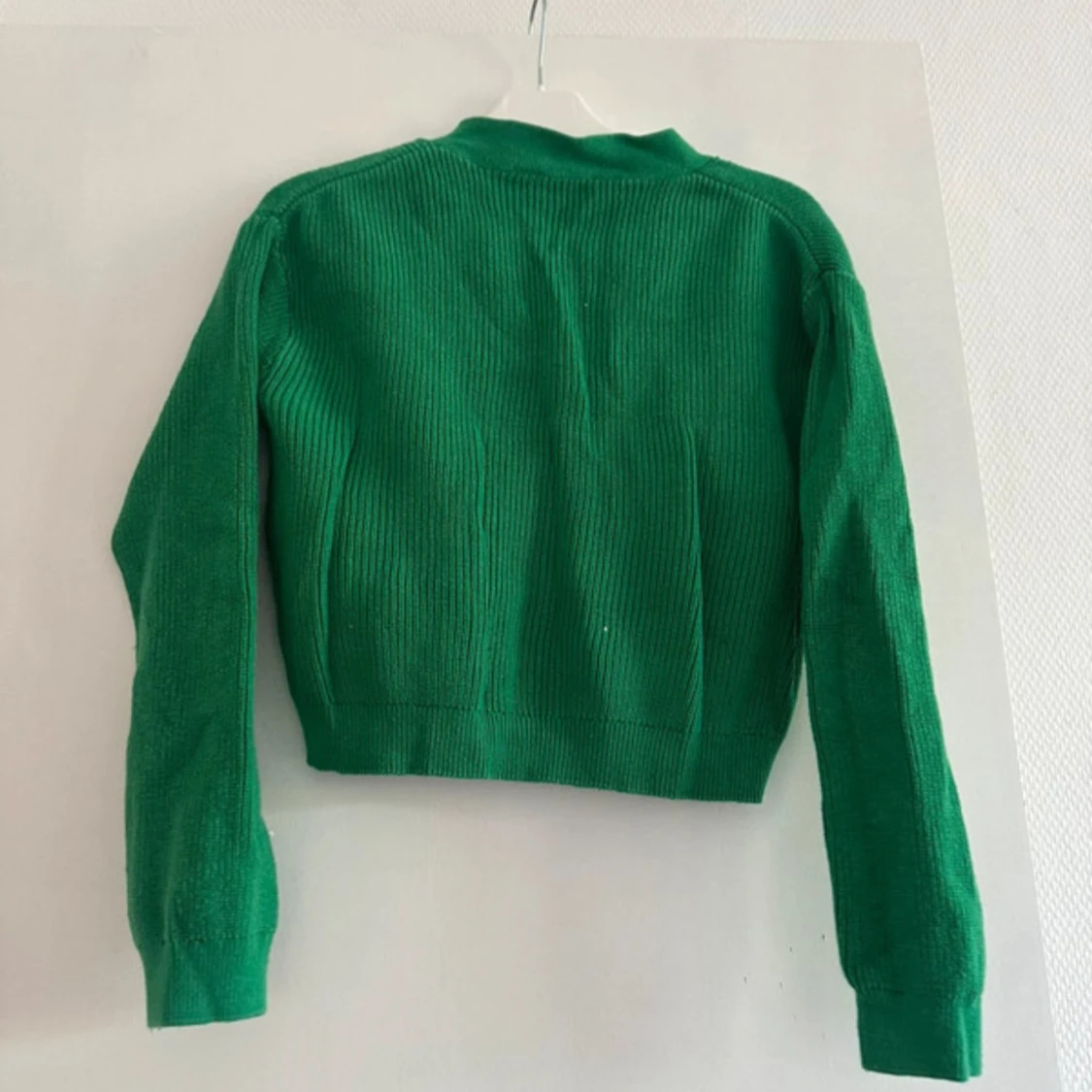 Grön stickad kofta från H&M - 1