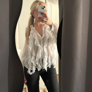 Vit blus - Superfin vit blus från Zara. 