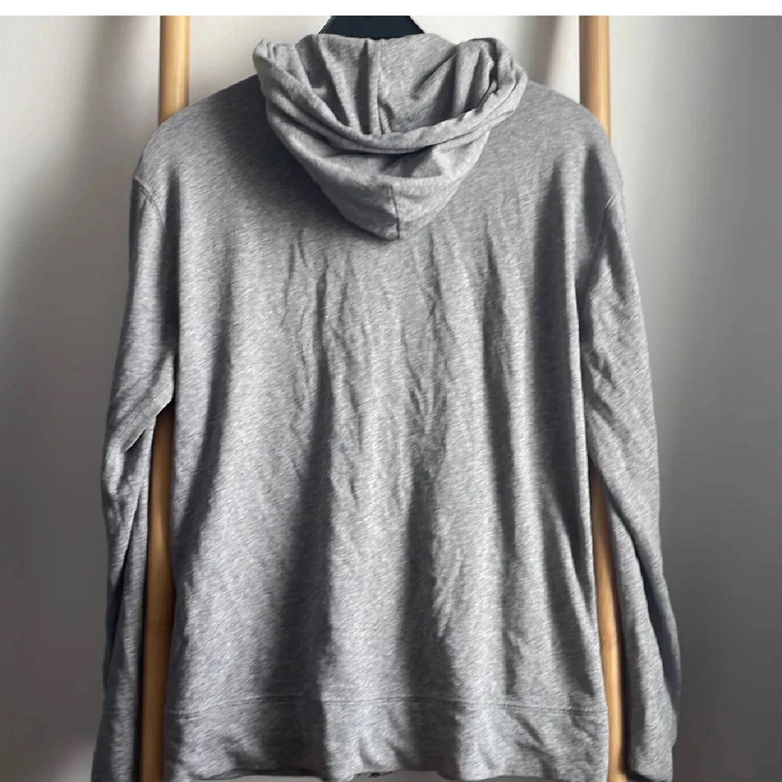 Grå hoodie från Polo Ralph Lauren - 1