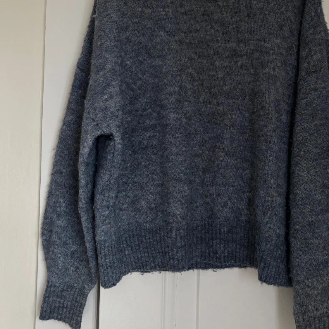 Blå stickad tröja från Cubus - 2