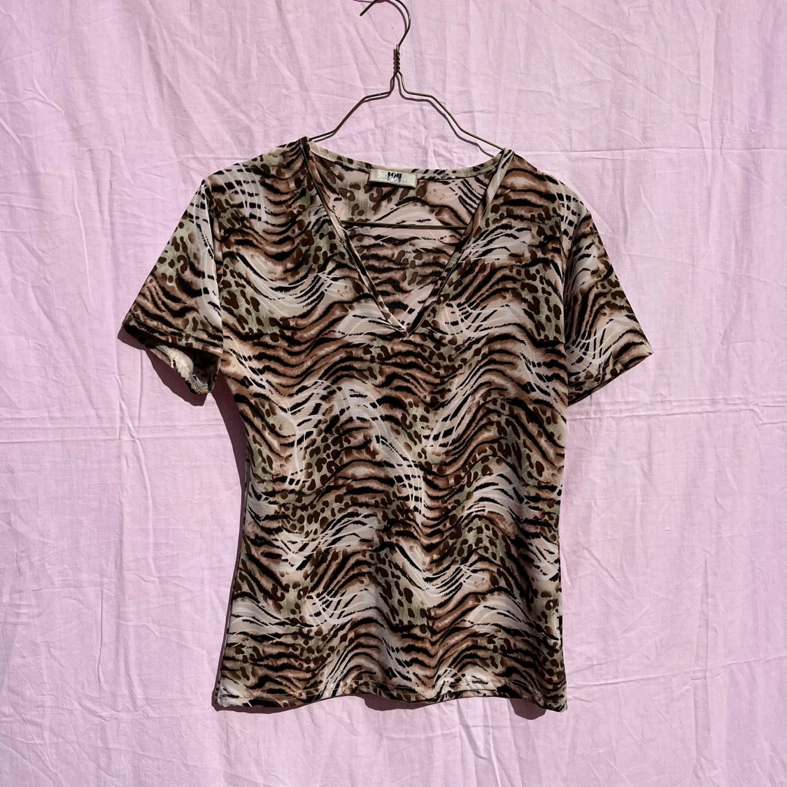 Leopardmönstrad topp från Joy Exclusive