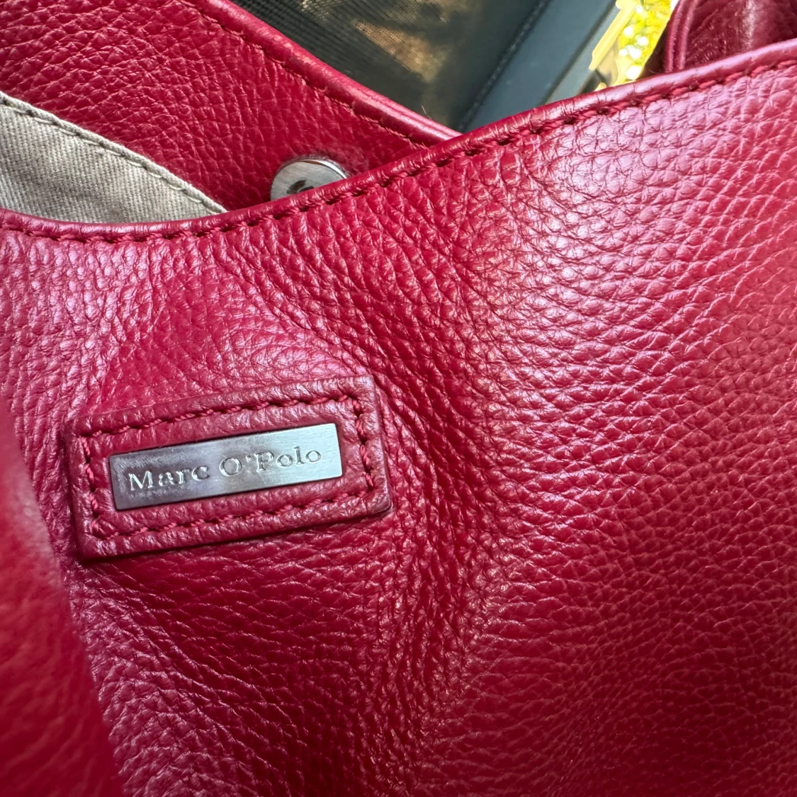 Röd axelväska från Marc O'Polo i skinn - 1