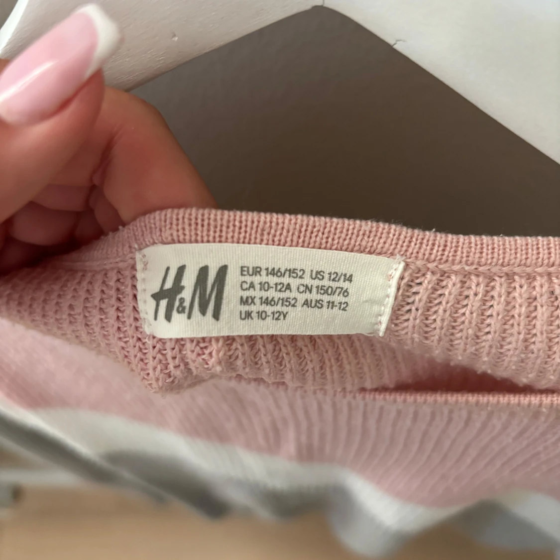 Randig stickad tröja från H&M - 1