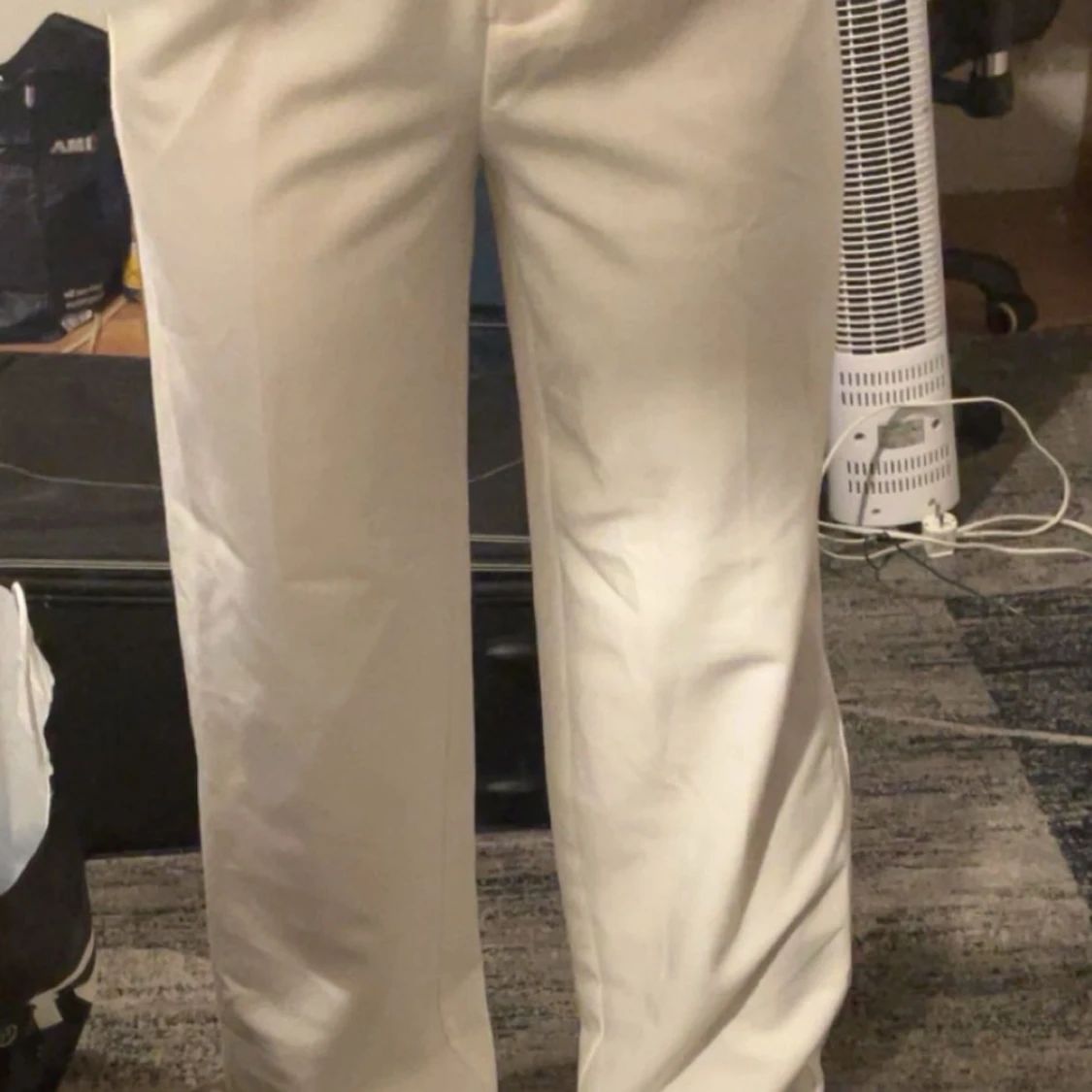 Högmidjade kostymbyxor  - 1