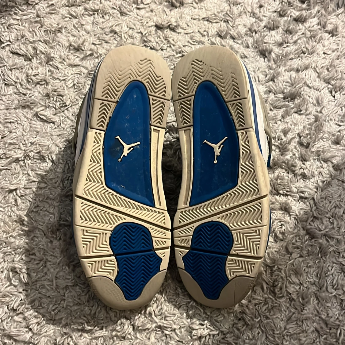 Jordan 4 military blue - 3