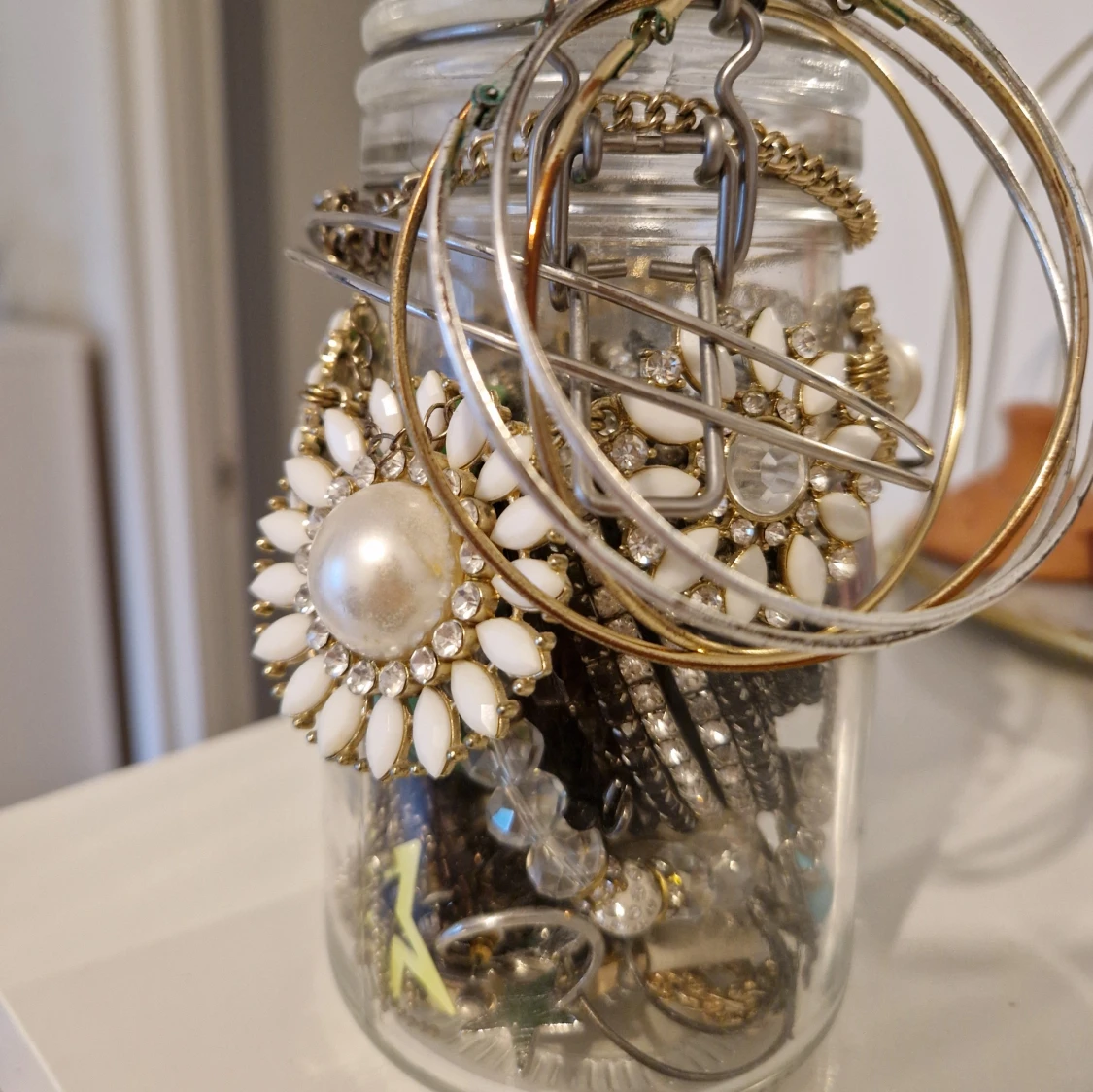 VINTAGE Mystery Jewlery Jar - gold and silver  - 2