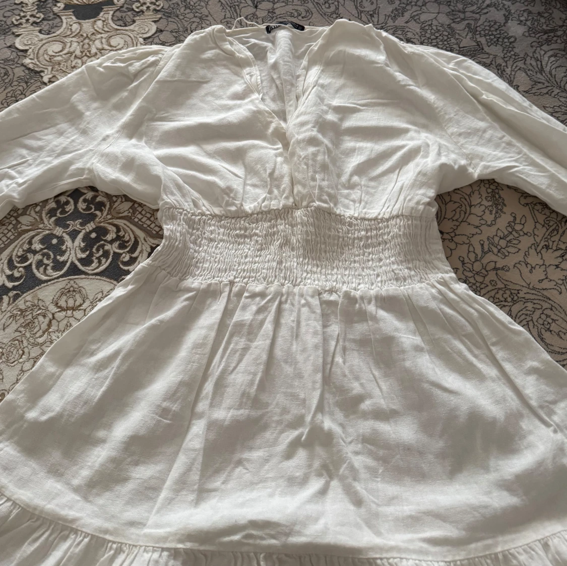 Vit kortklänning från Zara i linne