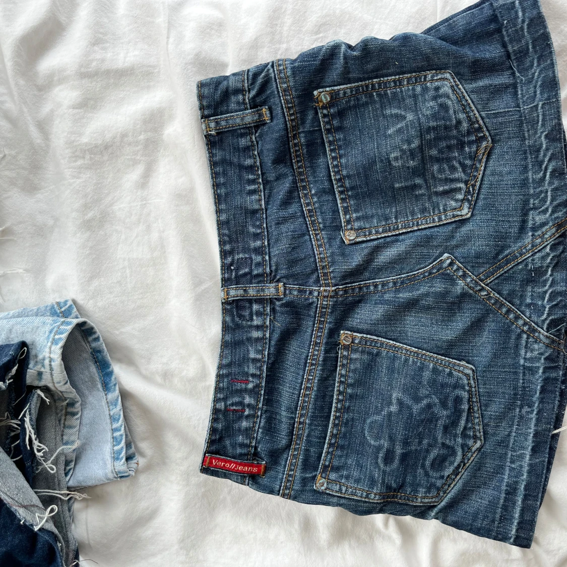 Mörkblå jeanskjol från Vero Jeans - 3