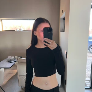 Crop top  - Croppad topp. Aldrig använd 💞