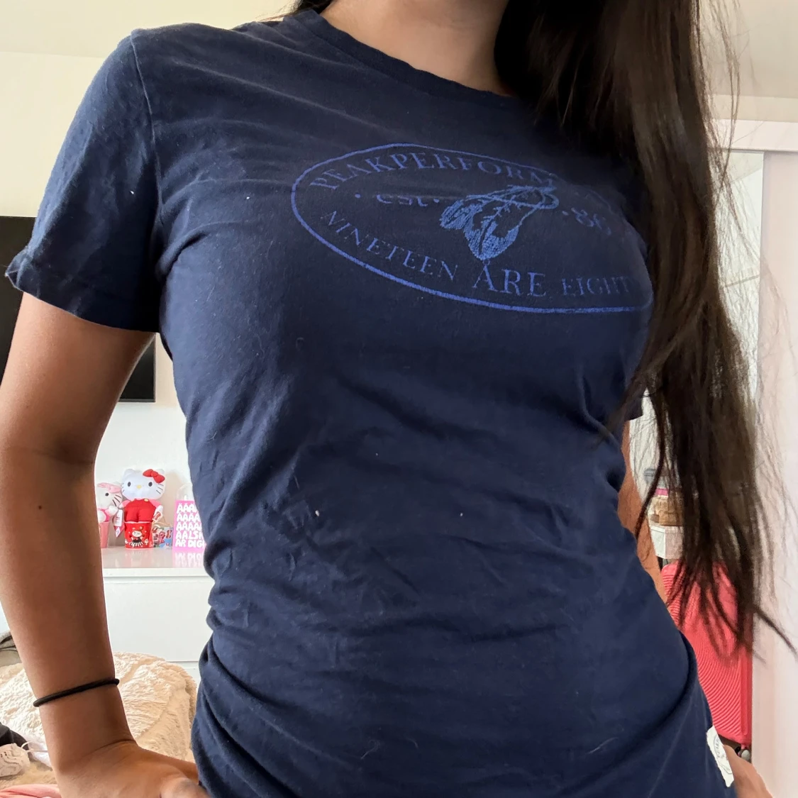 Mörkblå vintage Peak Performance t-shirt