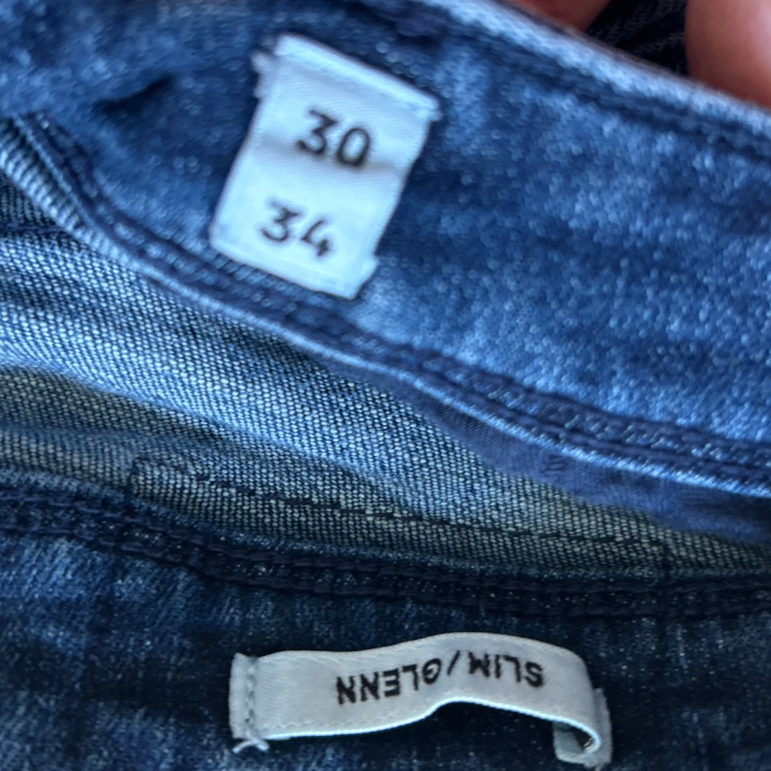 Slim blå jeans i storlek 30/34 - 1
