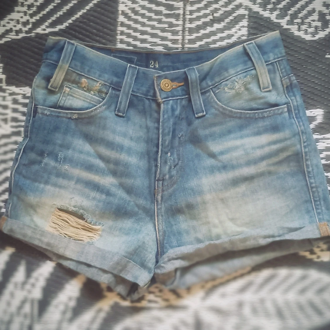 Levi's blå jeansshorts med slitningar - 3
