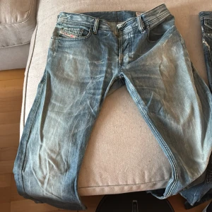 Diesel Zathan ljusblå jeans W32 L32 - Ny pris 2000