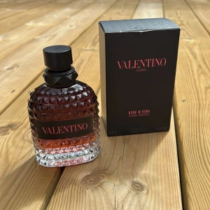 Valentino parfym GE PRISFÖRSLAG  - Ml från början: 100 | Ml nu: 95 | Nypris: 1475 | Mitt pris: Ge prisförslag | Hör av er vid frågor. OBS! Vill endast ha seriösa köpare. 
