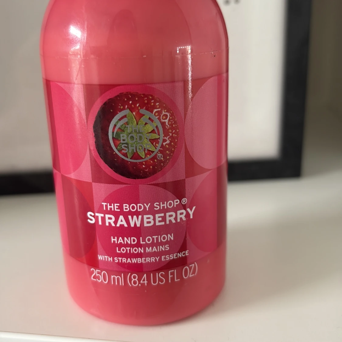 The Body Shop Strawberry Hand Lotion - 2