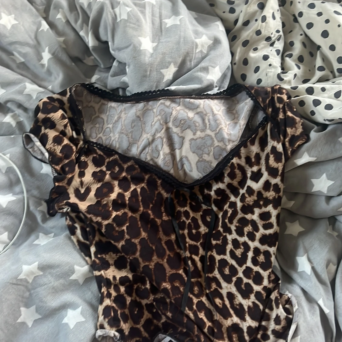 Leopardmönstrad topp