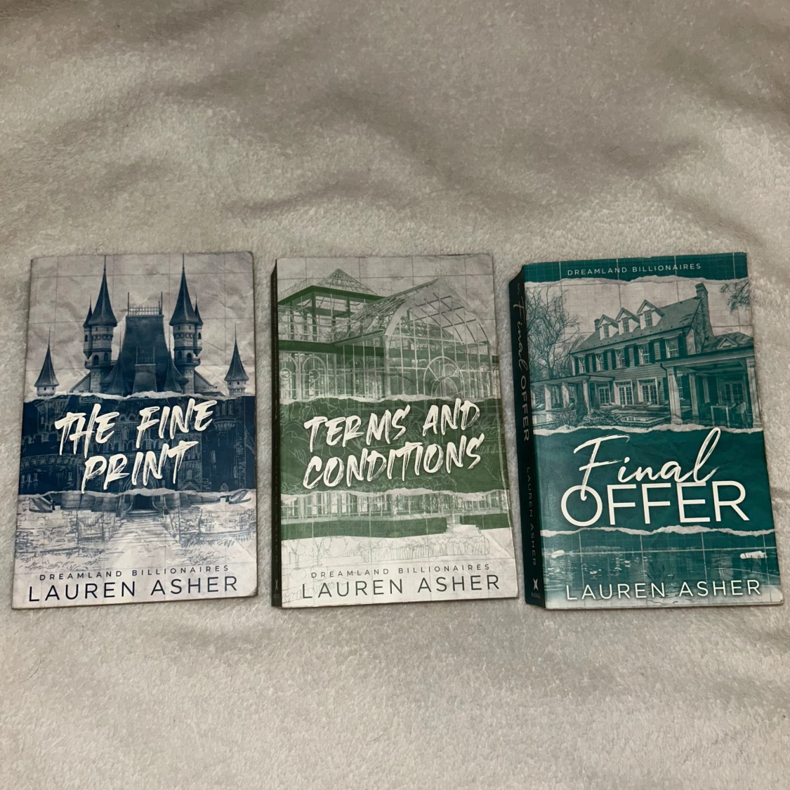 Dreamland Billionaires Trilogy av Lauren Asher