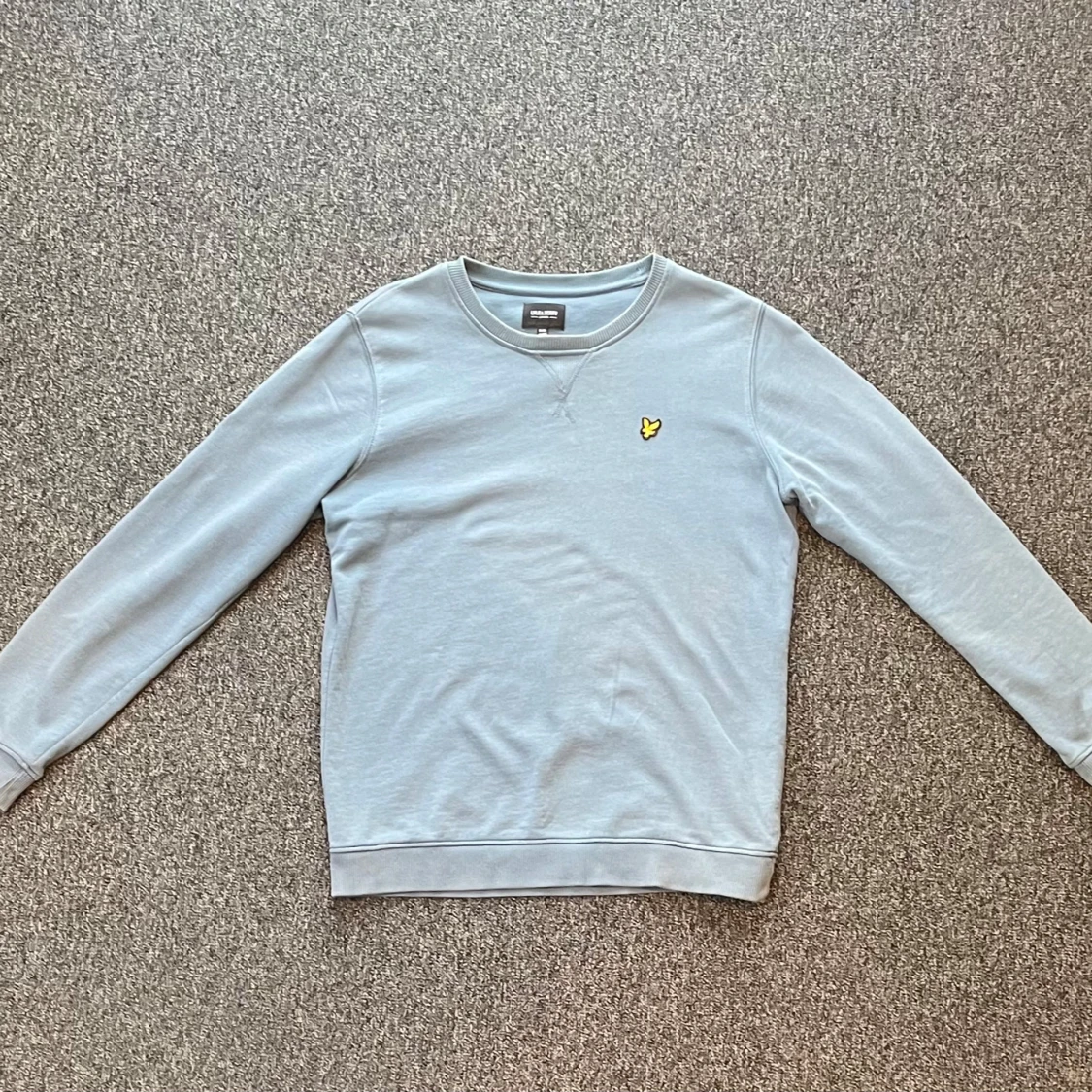 Grå sweatshirt från Lyle & Scott