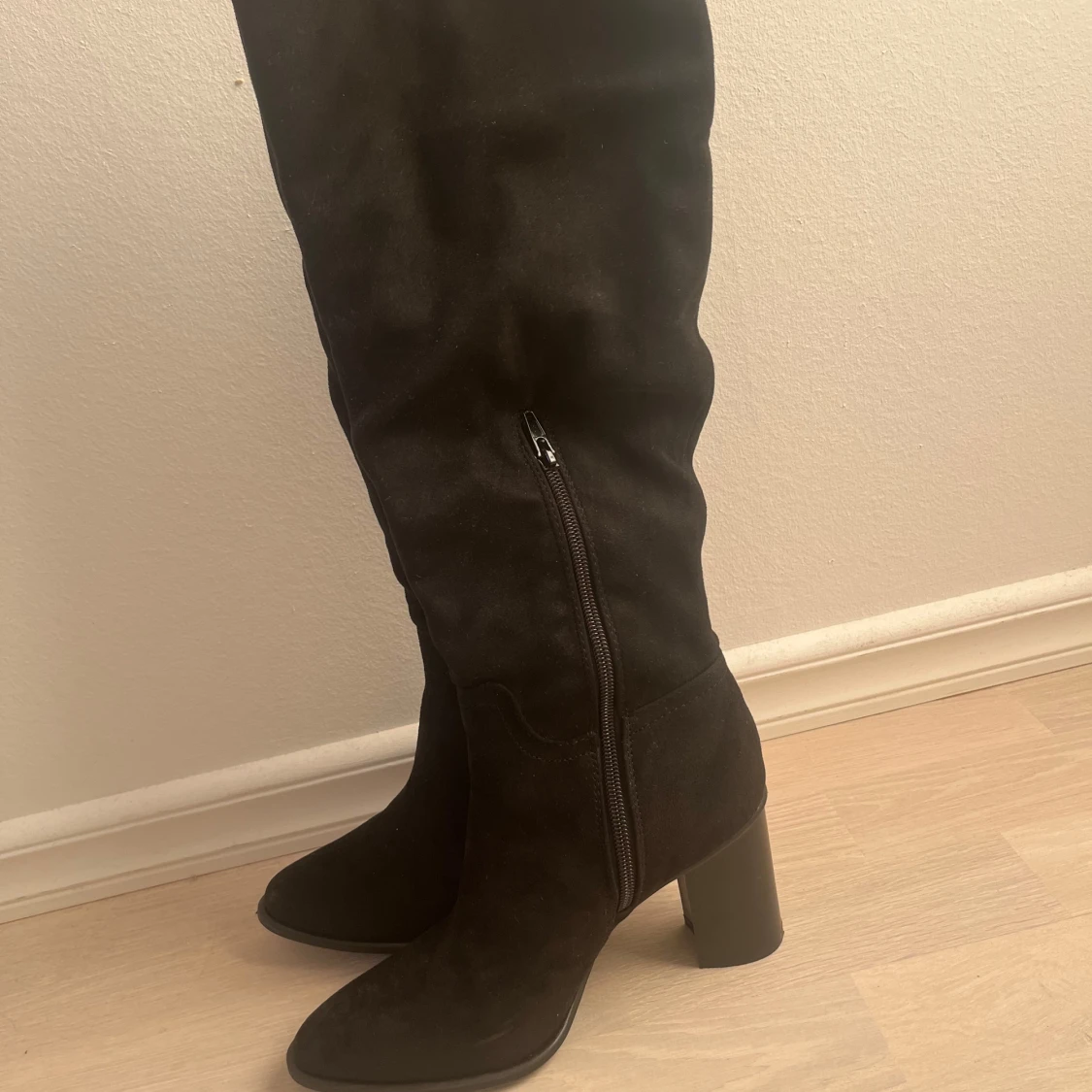 Svarta boots  - 2