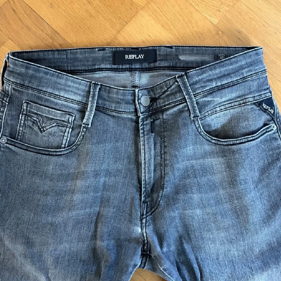 Replay Anbass Grå W32 L32 - 2