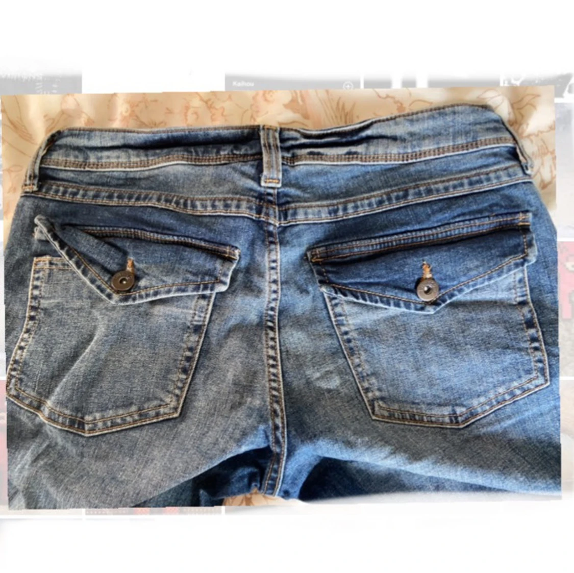 Flared low jeans  - 1