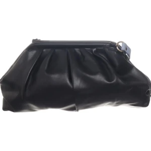 Kuvertväska - Superfin! Men har för många väskor, går såklart att ta bort bandet. Bredd: 34 cm Höjd: 17 cm