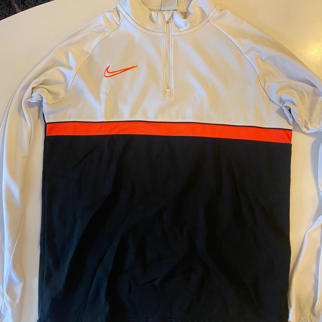 Nike Dri-Fit långärmad träningströja