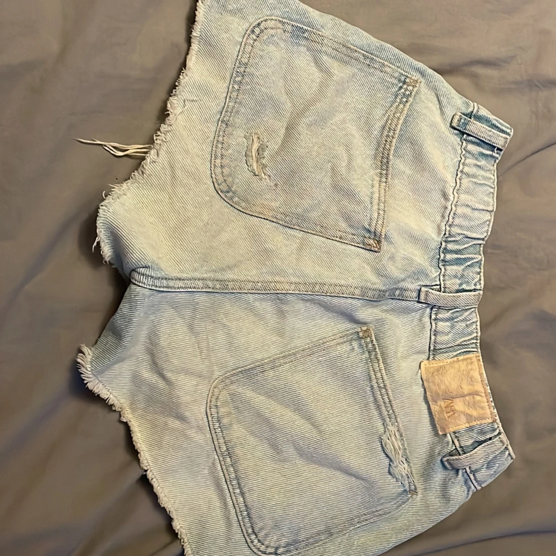 Jätte fina ljusblå jeansshorts - 1