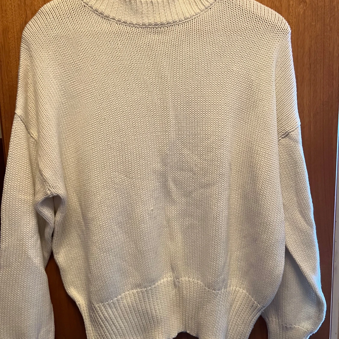 Vit stickad tröja från Lager 157