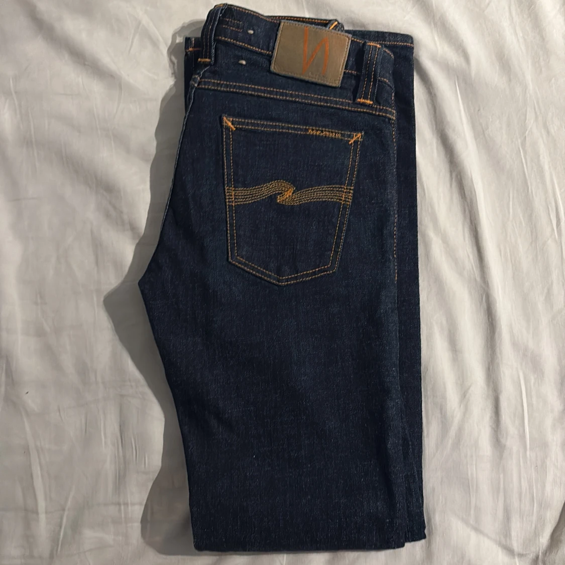 Mörkblå jeans från Nudie Jeans