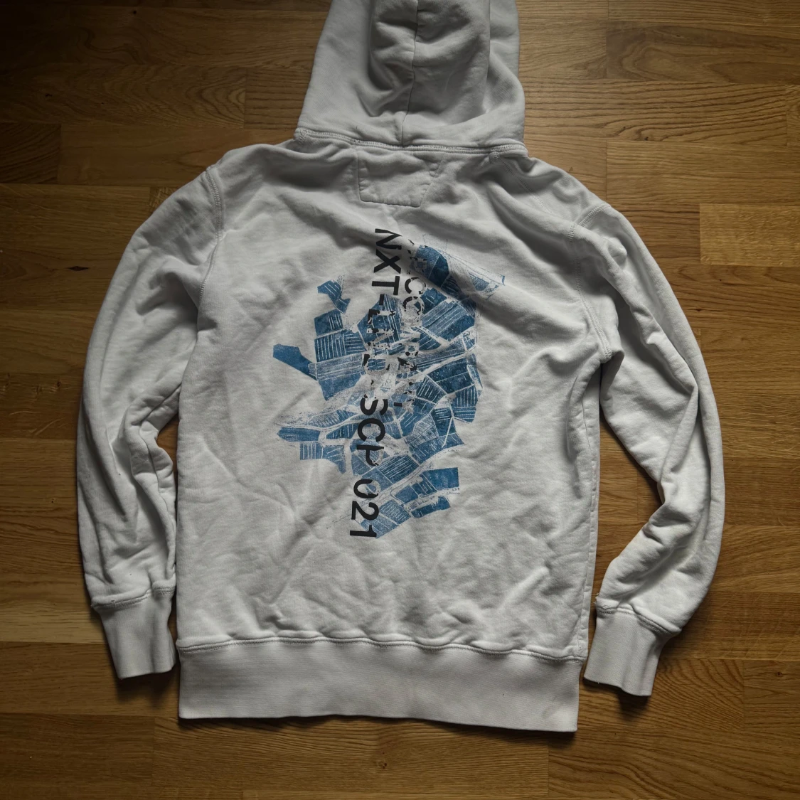 Vit hoodie från C.P. Company - 1