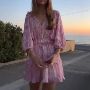 rosa zara klänning - slutsåld klänning från zara i storlek s!!💗💗💗💗💗