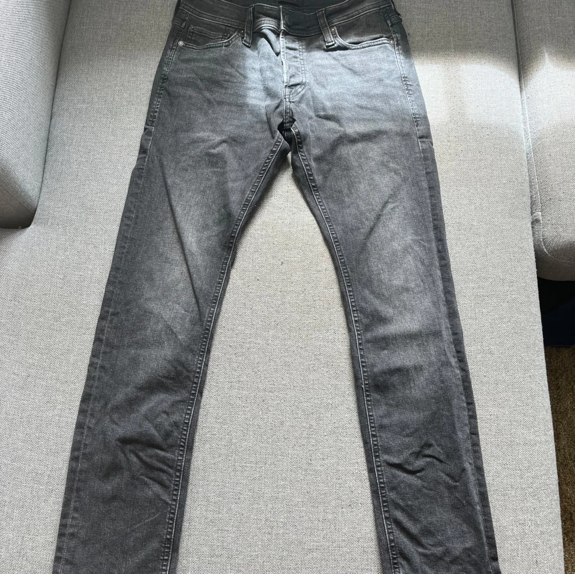 Grå slim jeans Jack & Jones Glenn
