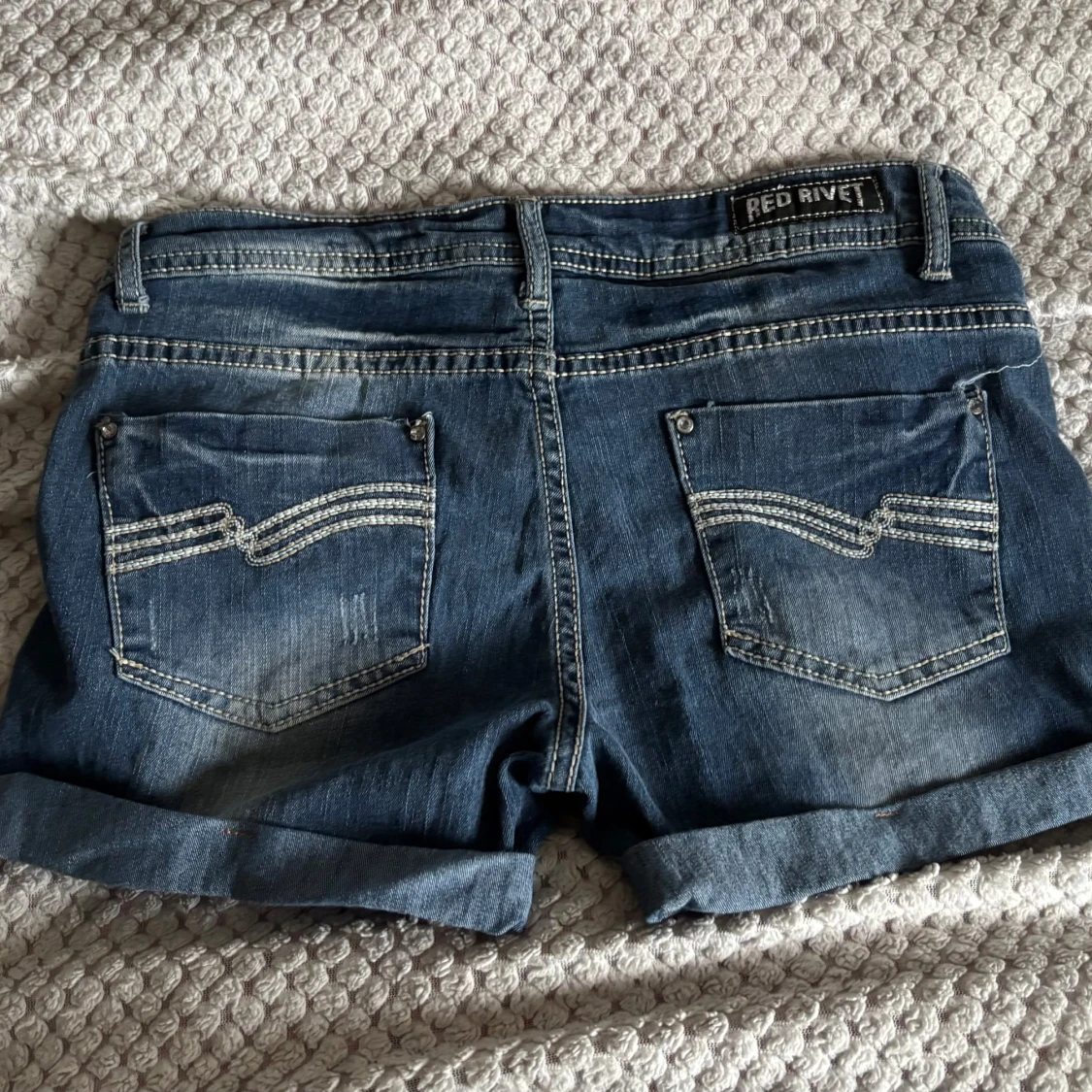 Mörkblå jeansshorts Red Rivet - 1