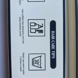 Löshår keratin äkta hår  - Säljer nu detta löshåret då det blev fel färg, det är 50 stycken i varje paket med 31 cm löshår från shein, färgen är ljusblont, använt detta innan och älskar det, man kan använda värme, färg och produkter i det samt tvätta det, håller i flera månader och sliter inte på håret. Detta är oöppnat och köpt för 500kr! 