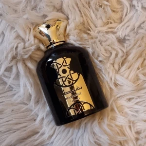 Lattafa Nasheet - Nasheet från Lataffa, 100 ml. Endast testsprayad. Passar både män och kvinnor