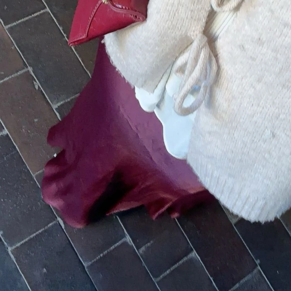 Vinröd långklänning i sammet - 2