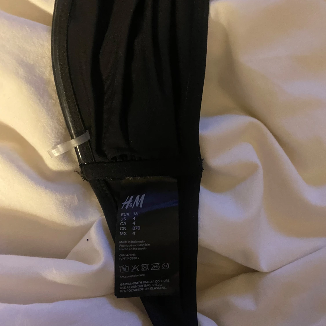 Svart bandeau bikiniöverdel från H&M - 1