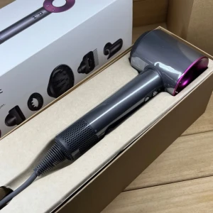 Dyson HD08 - Säljer en Dyson HD08, helt ny och endast öppnad en gång.